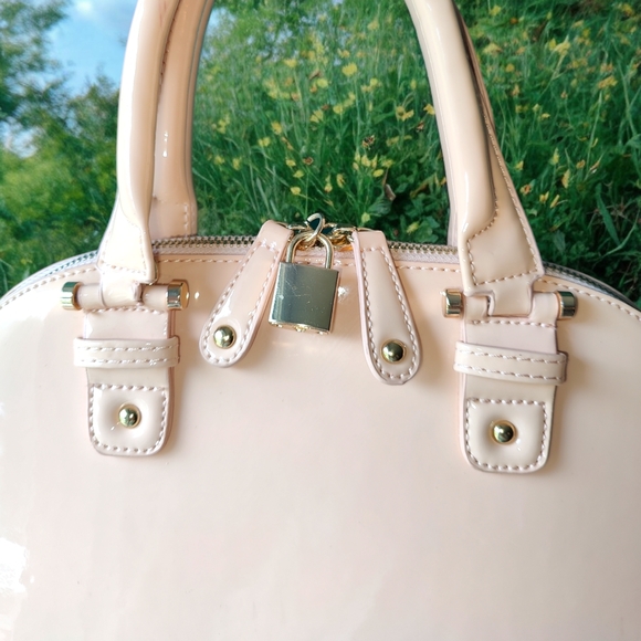 JUSTFAB Tender Pink Patent Leather Dome Handbag - Picture 3 of 12